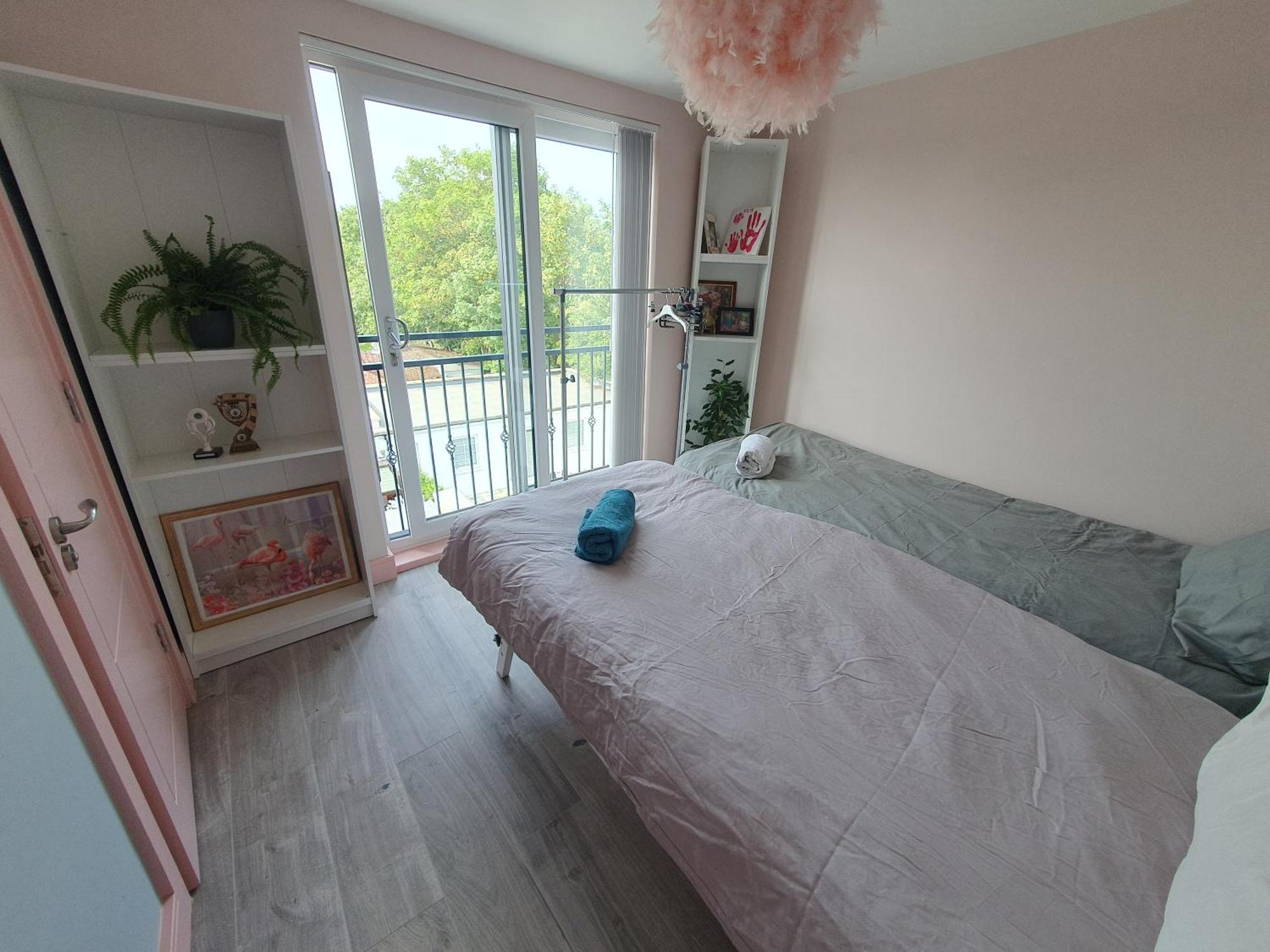 Beautiful Guest Rooms, Free Parking, 30Min Heathrow, 40Min Wembley, 60Min Central London Greenford  Luaran gambar
